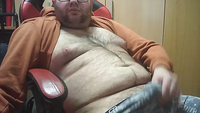 Javier bear online show from February 20, 2025, 2:02 pm