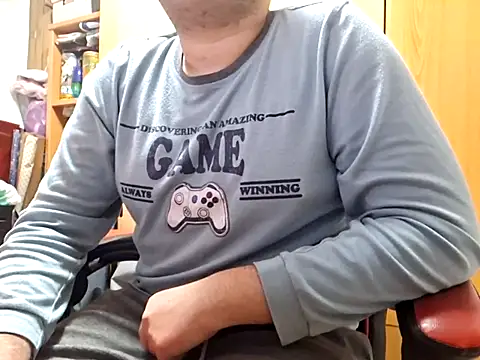 Javier bear online show from March 5, 2025, 10:10 pm