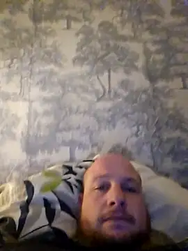 Snapshot of destructeur6 chatting on December 5, 2025, 3:52 pm destructeur6 online show from December 5, 2025, 3:52 pm