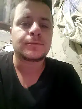 Snapshot of TusOjitosClaros69 chatting on December 11, 2024, 4:18 am TusOjitosClaros69 online show from December 11, 2024, 4:18 am