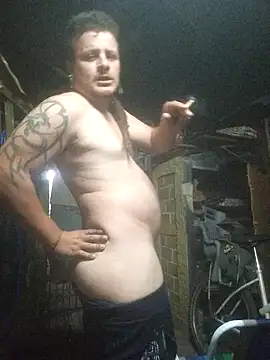 Snapshot of TusOjitosClaros69 chatting on December 24, 2024, 5:16 am TusOjitosClaros69 online show from December 24, 2024, 5:16 am