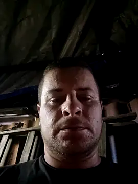 Snapshot of TusOjitosClaros69 chatting on March 16, 2025, 5:03 am TusOjitosClaros69 online show from March 16, 2025, 5:03 am