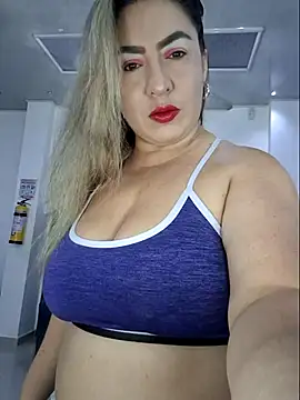 laura bassi online show from September 29, 2025, 4:28 am