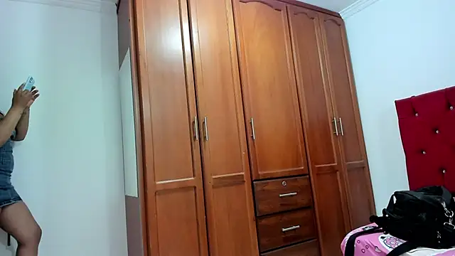 Snapshot of youlittle_perverts chatting on October 4, 2025, 7:01 pm youlittle perverts online show from October 4, 2025, 7:01 pm