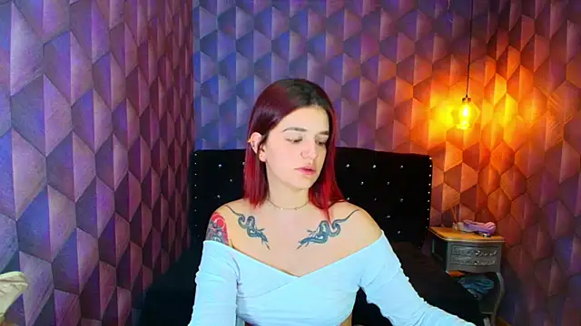 LiaHarryis online show from October 28, 2025, 7:27 pm