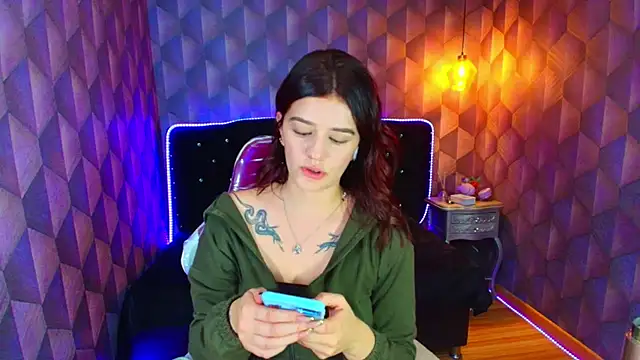 Snapshot of LiaHarryis chatting on February 9, 2026, 6:34 pm LiaHarryis online show from February 9, 2026, 6:34 pm