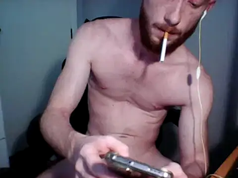 Snapshot of Smoker_Ginger chatting on February 23, 2025, 1:32 pm Smoker Ginger online show from February 23, 2025, 1:32 pm