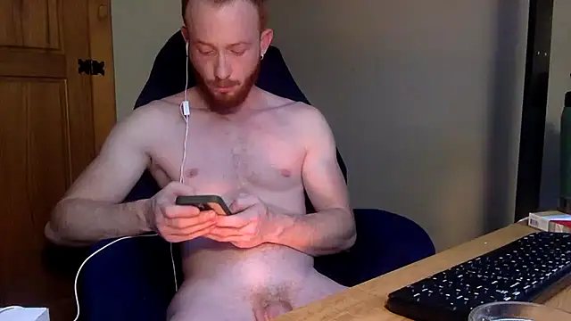 Snapshot of Smoker_Ginger chatting on September 26, 2025, 1:37 pm Smoker Ginger online show from September 26, 2025, 1:37 pm