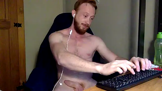Snapshot of Smoker_Ginger chatting on October 16, 2025, 6:20 pm Smoker Ginger online show from October 16, 2025, 6:20 pm
