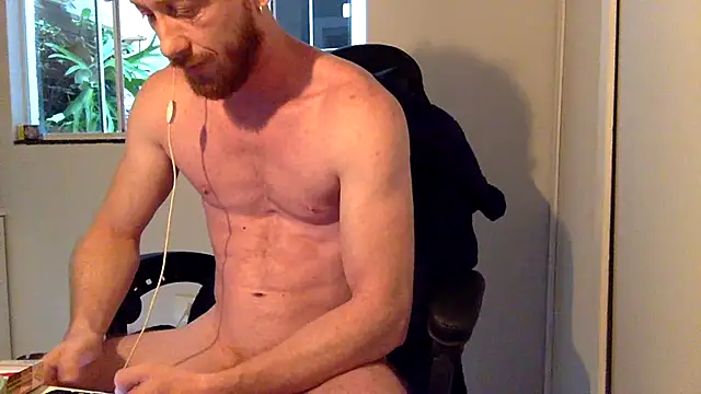 Snapshot of Smoker_Ginger chatting on April 21, 2026, 11:27 am Smoker Ginger online show from April 21, 2026, 11:27 am