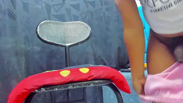 monsterdick 22cm online show from October 18, 2025, 2:07 pm