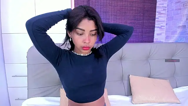 Snapshot of cinnamon_kyla chatting on March 3, 2025, 5:29 pm cinnamon kyla online show from March 3, 2025, 5:29 pm