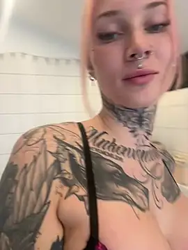 Snapshot of Stella-Kink chatting on January 9, 2026, 11:46 am Stella-Kink online show from January 9, 2026, 11:46 am