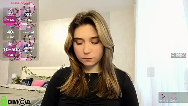 Snapshot of SweetMonicka chatting on March 6, 2025, 3:35 pm SweetMonicka online show from March 6, 2025, 3:35 pm
