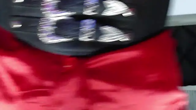 KinaCooper online show from February 4, 2025, 6:17 pm