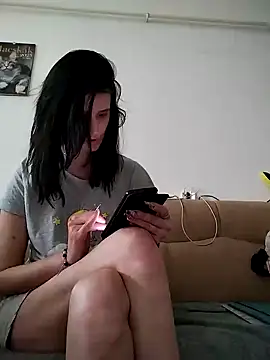 LauraBaby online show from December 23, 2024, 11:47 am