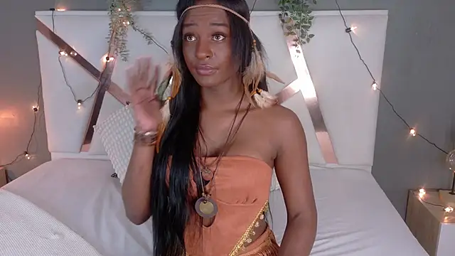 nahomi campbell online show from October 31, 2025, 5:25 pm