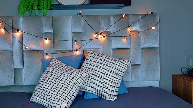 nahomi campbell online show from February 27, 2026, 7:36 pm