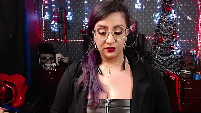 andreafetishx online show from January 7, 2025, 11:48 am