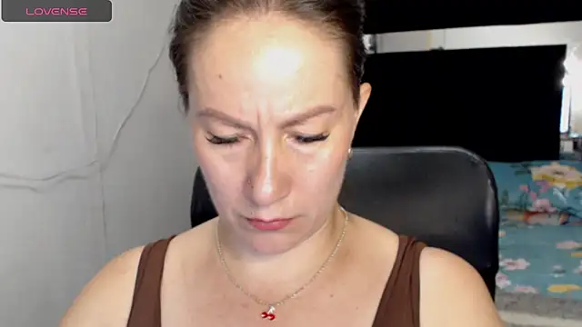 CATRINA-83 online show from May 14, 2026, 4:03 pm