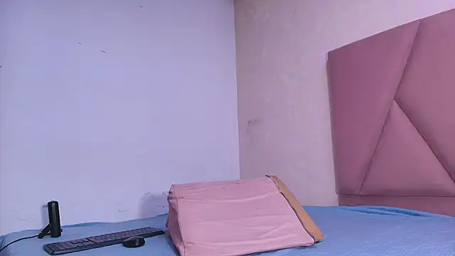 Snapshot of arl_chloee chatting on October 25, 2025, 3:03 am arl chloee online show from October 25, 2025, 3:03 am