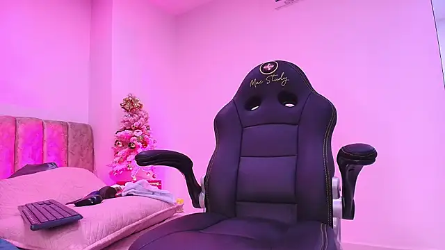 Snapshot of arl_chloee chatting on December 23, 2025, 3:04 am arl chloee online show from December 23, 2025, 3:04 am