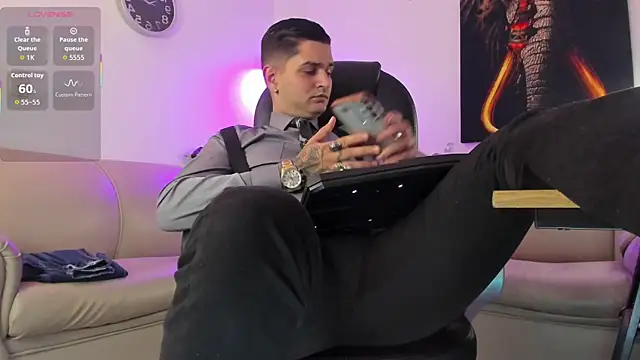 Snapshot of Nicolas_Fellener chatting on February 6, 2026, 3:55 am Nicolas Fellener online show from February 6, 2026, 3:55 am