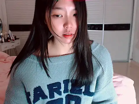 -Lucky Girl online show from February 8, 2025, 11:33 am