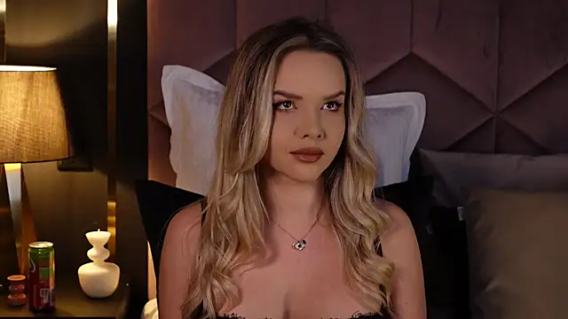 Snapshot of KatyaBelle chatting on December 12, 2024, 9:26 pm KatyaBelle online show from December 12, 2024, 9:26 pm