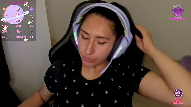 Snapshot of nerdgirl_314 chatting on December 27, 2024, 1:00 am nerdgirl 314 online show from December 27, 2024, 1:00 am