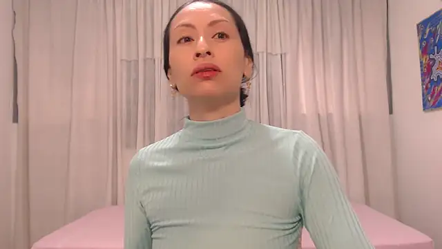 Snapshot of AliceRossi chatting on March 5, 2025, 12:55 pm AliceRossi online show from March 5, 2025, 12:55 pm