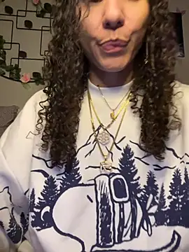  Neeka  online show from October 19, 2025, 5:19 am