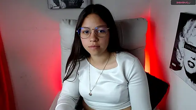 Snapshot of SamanthaRoldaan chatting on February 5, 2025, 4:36 pm SamanthaRoldaan online show from February 5, 2025, 4:36 pm