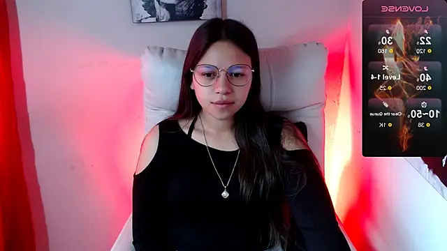 Snapshot of SamanthaRoldaan chatting on February 10, 2025, 1:22 pm SamanthaRoldaan online show from February 10, 2025, 1:22 pm