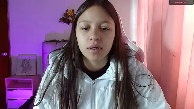 SamanthaRoldaan online show from February 24, 2025, 1:42 pm