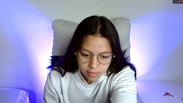 SamanthaRoldaan online show from March 20, 2025, 7:46 pm