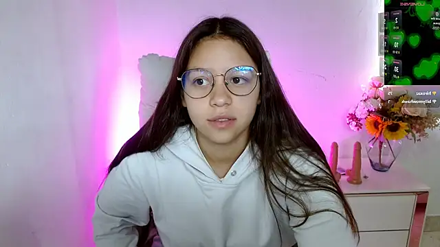 Snapshot of SamanthaRoldaan chatting on September 14, 2025, 4:39 pm SamanthaRoldaan online show from September 14, 2025, 4:39 pm