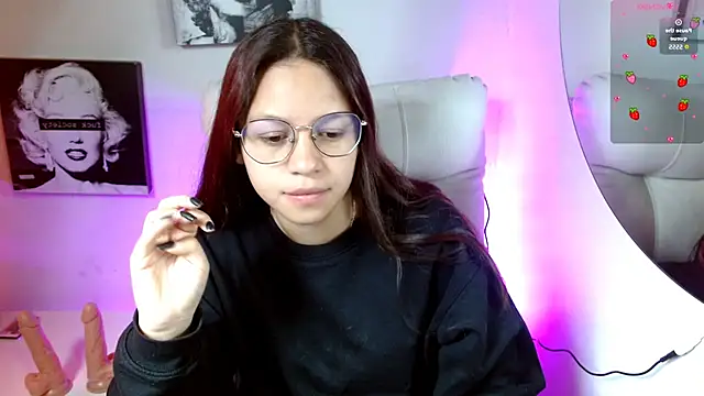 Snapshot of SamanthaRoldaan chatting on September 18, 2025, 2:41 pm SamanthaRoldaan online show from September 18, 2025, 2:41 pm