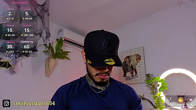 JordanSmiith  online show from October 29, 2025, 9:05 pm