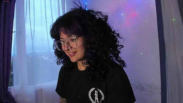 witchviolet online show from January 3, 2025, 10:51 pm