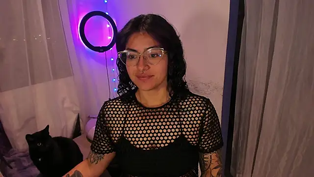 witchviolet online show from January 6, 2025, 12:37 am