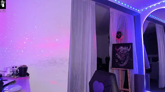 witchviolet online show from March 4, 2025, 1:45 am