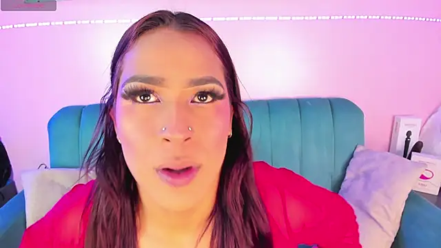 Snapshot of Evang_hot chatting on November 5, 2025, 8:31 pm Evang hot online show from November 5, 2025, 8:31 pm