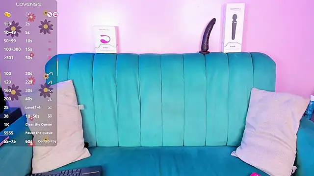 Snapshot of Evang_hot chatting on November 15, 2025, 9:00 pm Evang hot online show from November 15, 2025, 9:00 pm