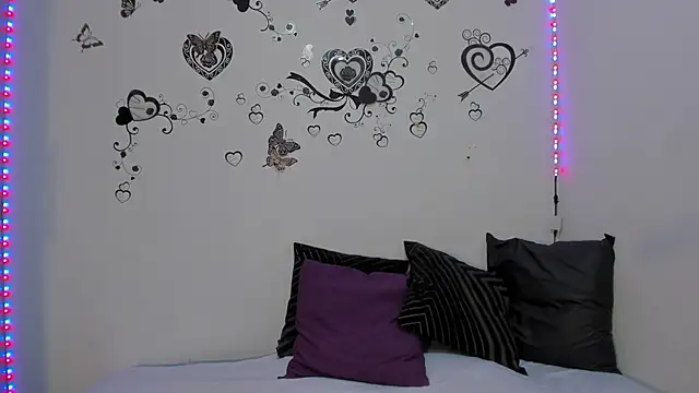 Linisprincehot69 online show from November 9, 2025, 8:01 am