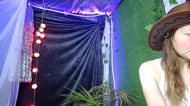 Snapshot of Jony_Marta chatting on October 21, 2025, 3:35 pm Jony Marta online show from October 21, 2025, 3:35 pm