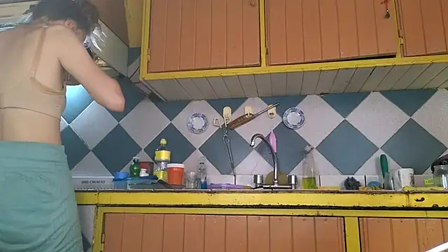 Snapshot of Jony_Marta chatting on December 17, 2025, 3:29 pm Jony Marta online show from December 17, 2025, 3:29 pm