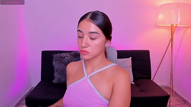 Antonella Grayy online show from June 27, 2026, 4:56 pm