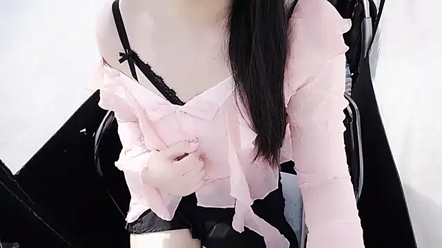 Fannywell online show from April 14, 2026, 6:30 am