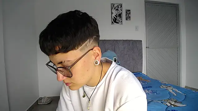 Snapshot of linda_33 chatting on February 10, 2026, 7:51 pm linda 33 online show from February 10, 2026, 7:51 pm